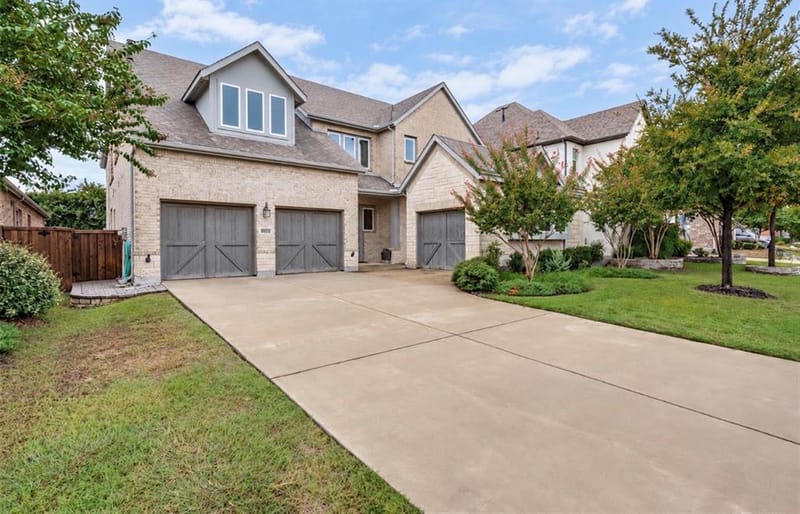8044 Sarahville Drive, Dallas TX 75252
