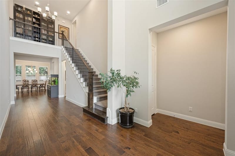8044 Sarahville Drive, Dallas TX 75252 - Photo 9