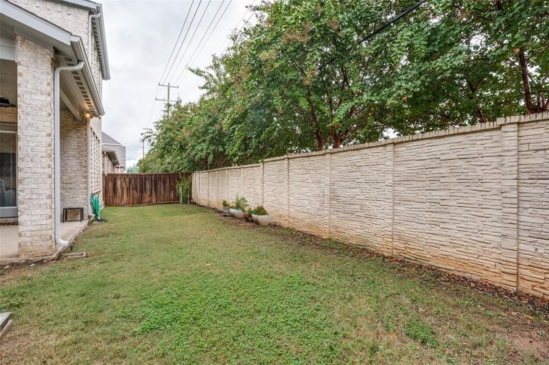 8044 Sarahville Drive, Dallas TX 75252 - Photo 29