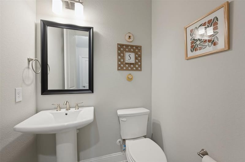 8044 Sarahville Drive, Dallas TX 75252 - Photo 21