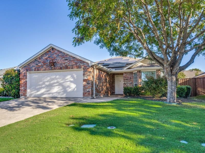 2616 Emerald Lane, McKinney TX 75071 - Photo 2