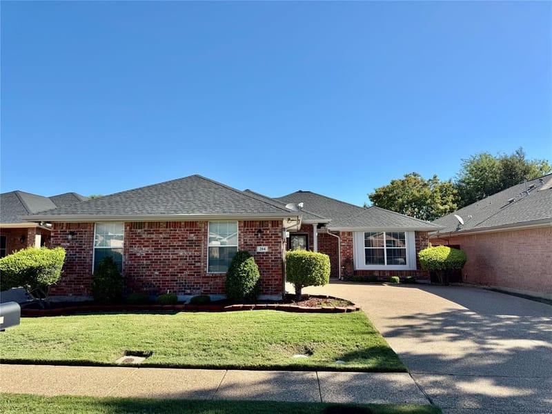 204 Bluebonnet Lane, Waxahachie TX 75165 - Photo 2