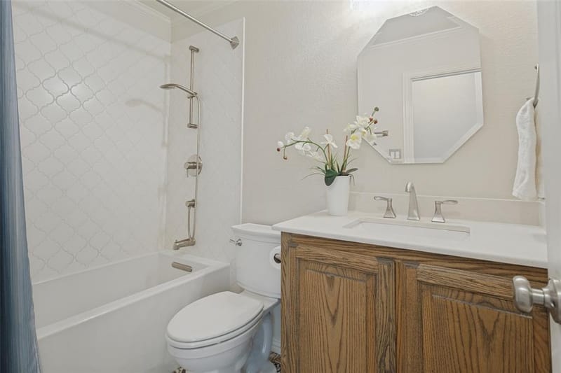 913 Royal Oaks Drive, Lewisville TX 75067 - Photo 23