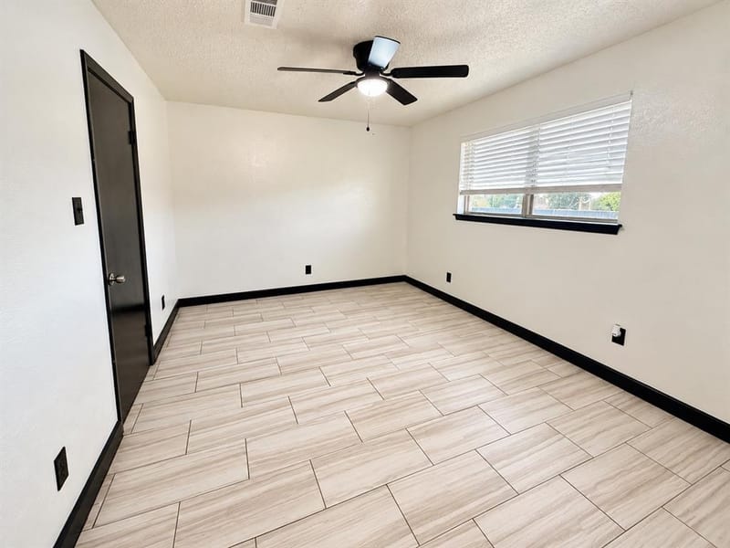 313 Linda Drive, Burleson TX 76028 - Photo 13