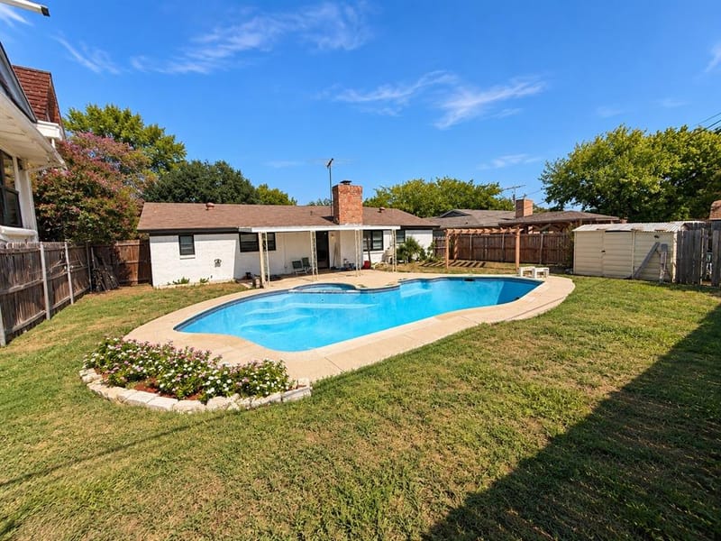 313 Linda Drive, Burleson TX 76028 - Photo 24