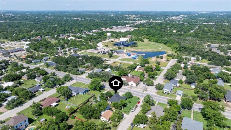 322 S Bowie Drive, Weatherford TX 76086 - Photo 6
