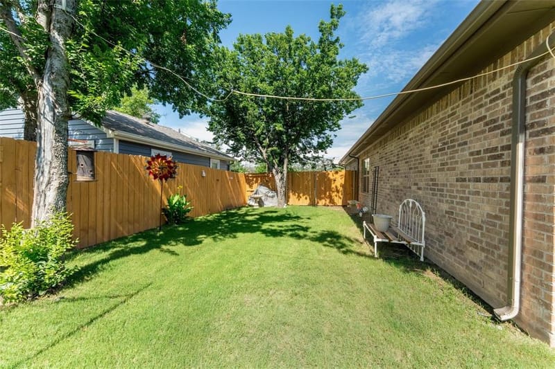 322 S Bowie Drive, Weatherford TX 76086 - Photo 13