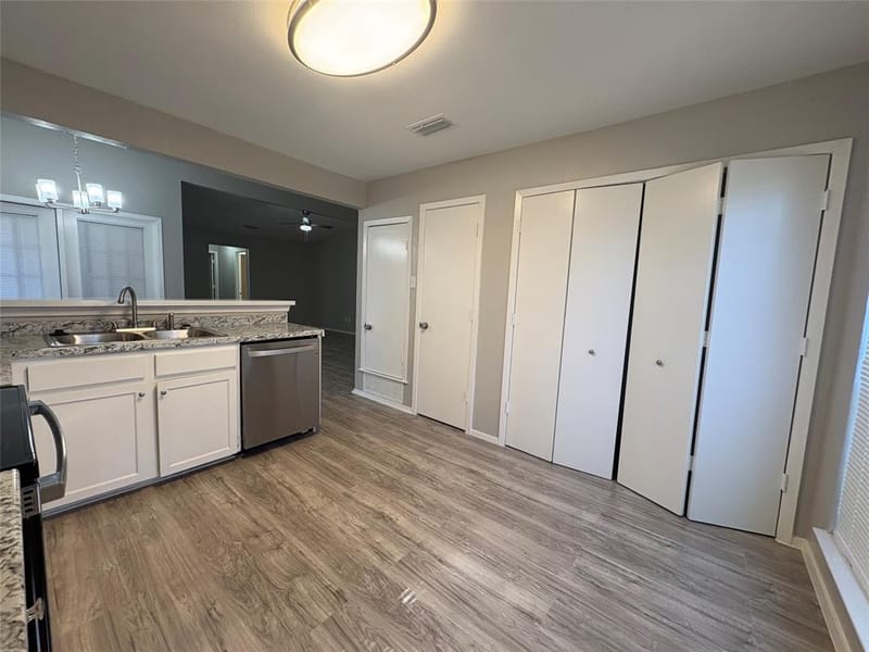 1485 Brook Meadow Circle, Lancaster TX 75134 - Photo 10