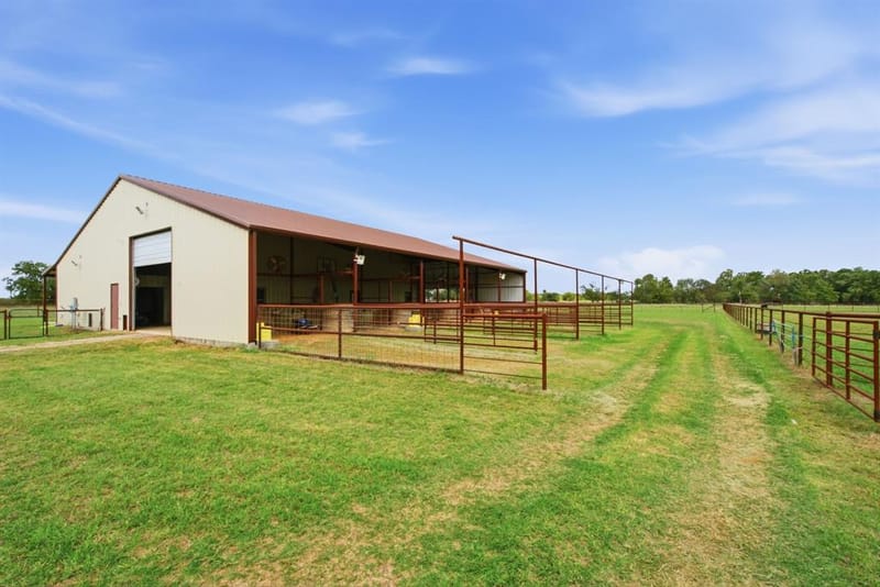 453 Fm 920, Bridgeport TX 76426 - Photo 6