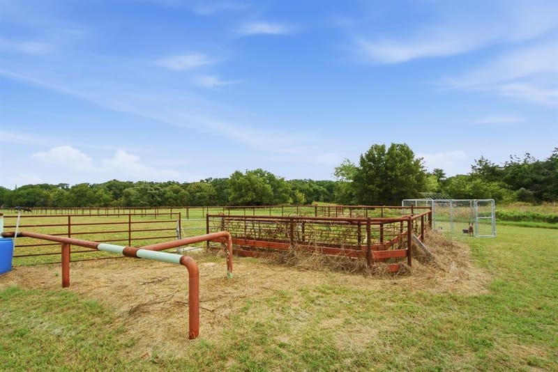 453 Fm 920, Bridgeport TX 76426 - Photo 30