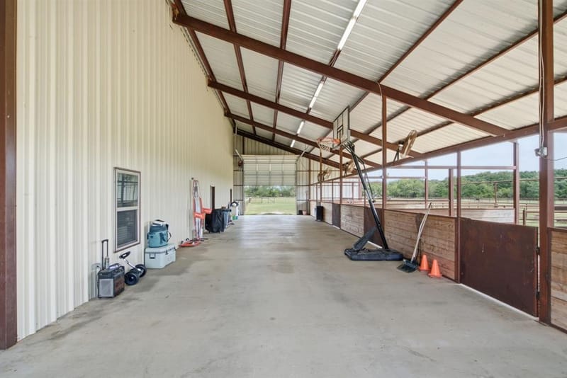 453 Fm 920, Bridgeport TX 76426 - Photo 31