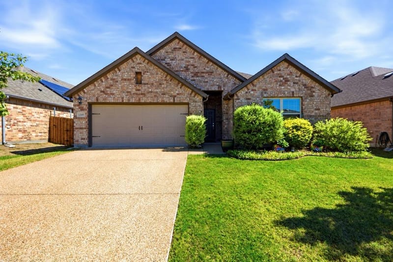 2208 Maplewood Drive, Melissa TX 75454