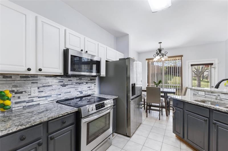 1031 Park Avenue, Carrollton TX 75006 - Photo 7