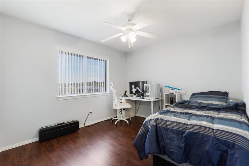 1031 Park Avenue, Carrollton TX 75006 - Photo 10
