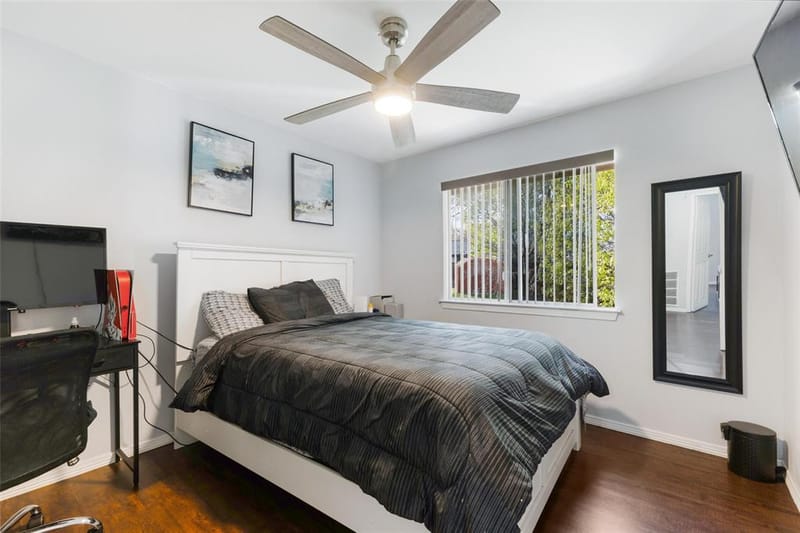 1031 Park Avenue, Carrollton TX 75006 - Photo 11