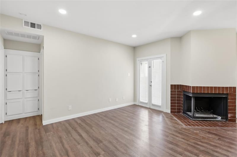 4414 Point Boulevard # 115, Garland TX 75043 - Photo 3