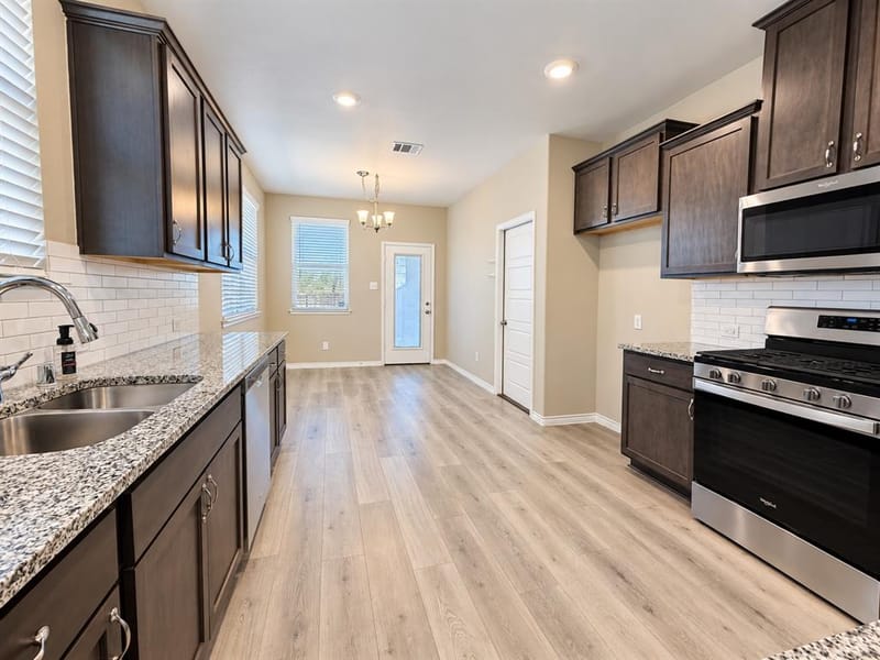 1529 Bennington Lane, Celina TX 75009 - Photo 3