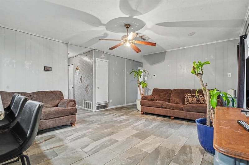 310 Blueberry Drive, Duncanville TX 75116 - Photo 2