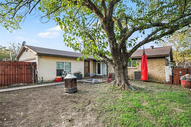 310 Blueberry Drive, Duncanville TX 75116 - Photo 28