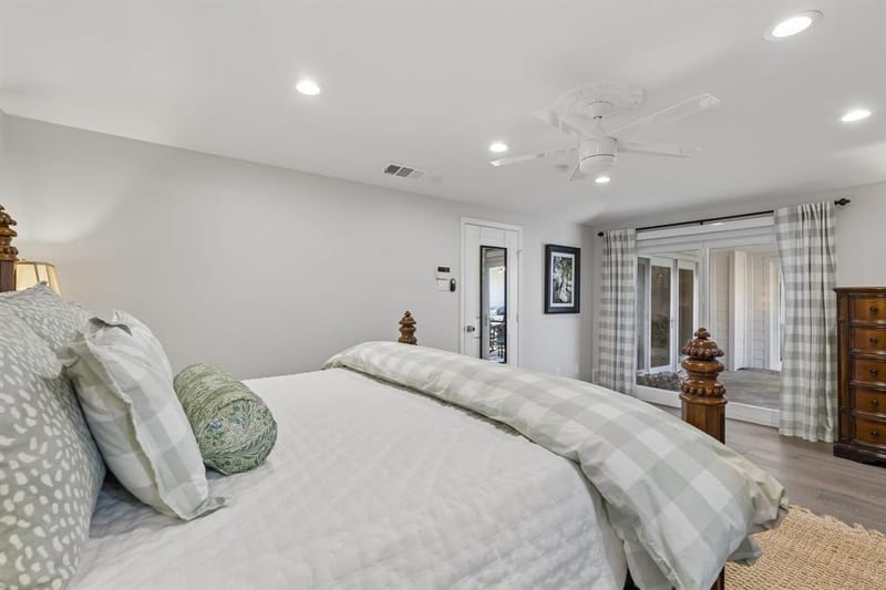 7341 La Sobrina Drive, Dallas TX 75248 - Photo 21