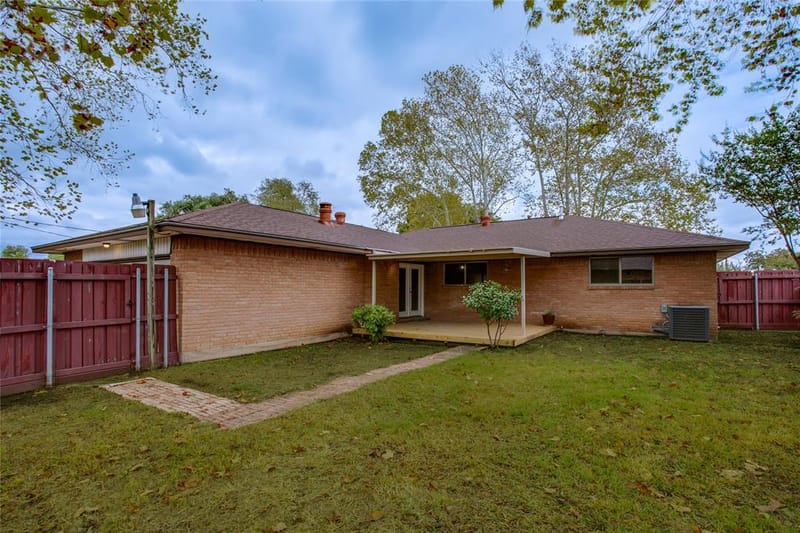 6945 Clearglen Drive, Dallas TX 75232 - Photo 26