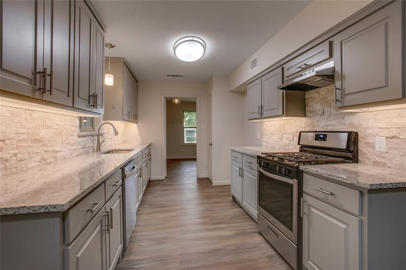 6945 Clearglen Drive, Dallas TX 75232 - Photo 9