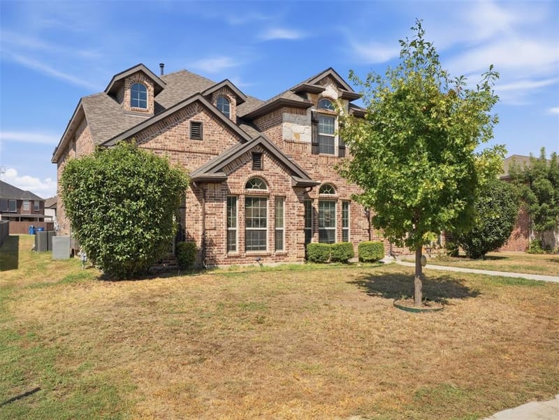 1705 Chacon Canyon Drive, DeSoto TX 75115