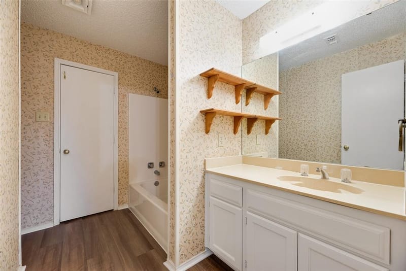 5126 Trail Dust Lane, Arlington TX 76017 - Photo 10