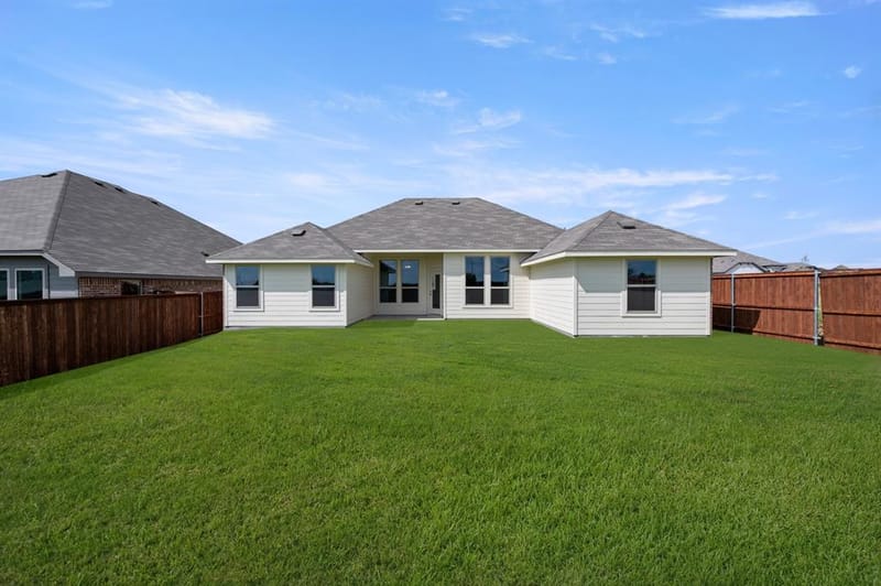 224 Mercy Street, Godley TX 76044 - Photo 27