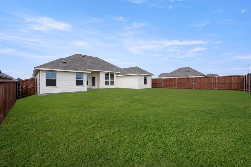 224 Mercy Street, Godley TX 76044 - Photo 26