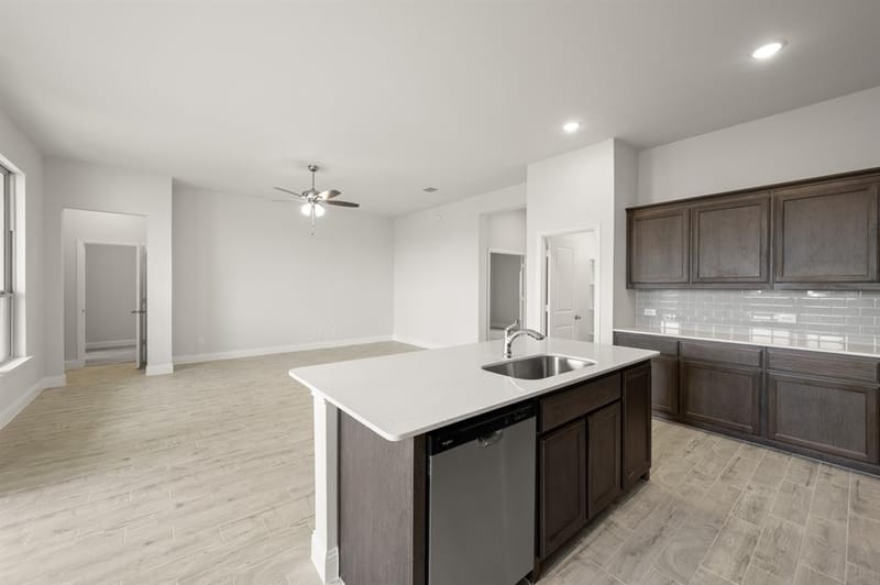 224 Mercy Street, Godley TX 76044 - Photo 8