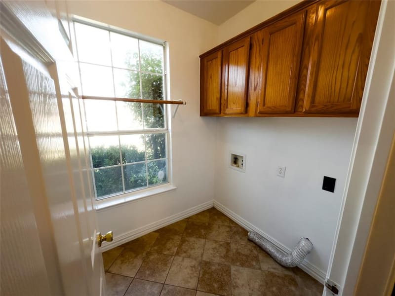 3613 COTTON CREEK Lane, Fort Worth TX 76123 - Photo 10