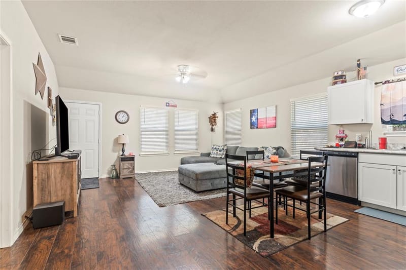 3125 Millet Avenue, Fort Worth TX 76105 - Photo 9