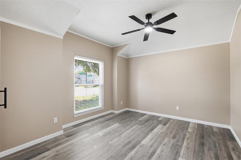 1301 Mill Wood Lane, Garland TX 75040 - Photo 6