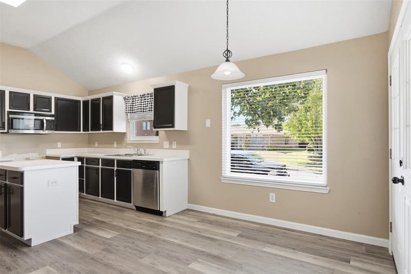 1301 Mill Wood Lane, Garland TX 75040 - Photo 12