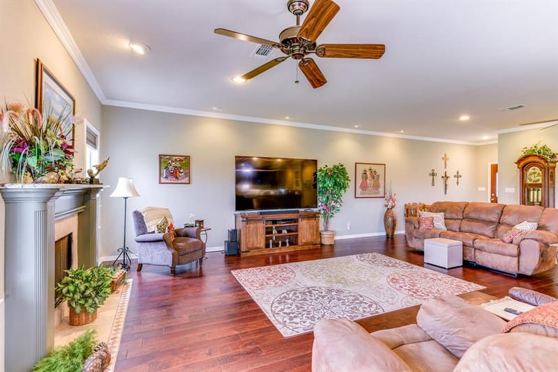 9508 Nutcracker Court, Granbury TX 76049 - Photo 12