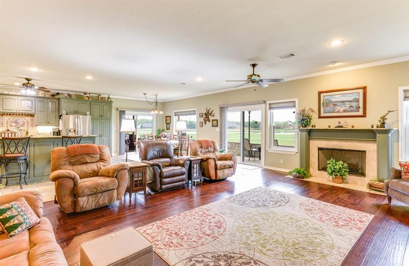 9508 Nutcracker Court, Granbury TX 76049 - Photo 9