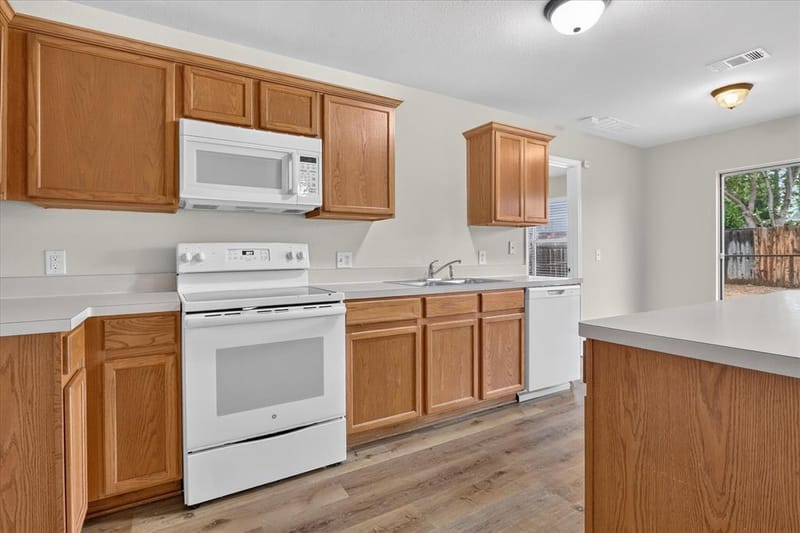 1441 Trading Post Drive, Fort Worth TX 76131 - Photo 12