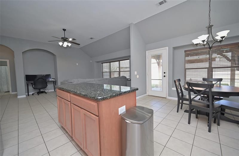 1409 Fox Glen Trail, Mansfield TX 76063 - Photo 7