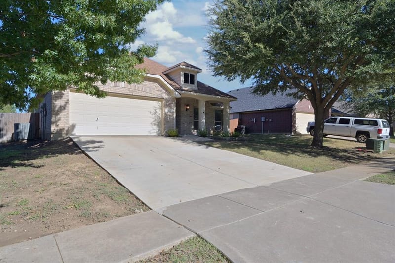 1409 Fox Glen Trail, Mansfield TX 76063 - Photo 40