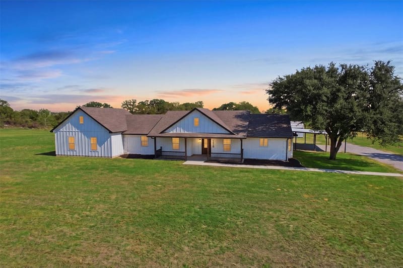 192 Riverside Drive, Decatur TX 76234 - Photo 3