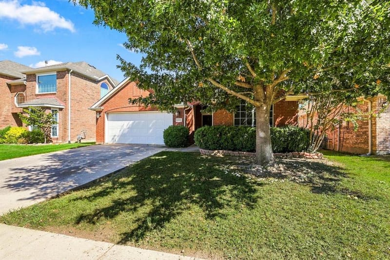 10500 Jaybird Drive, Fort Worth TX 76244