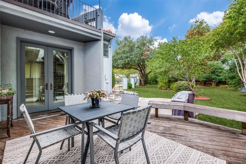 6703 Country Club Circle, Dallas TX 75214 - Photo 34