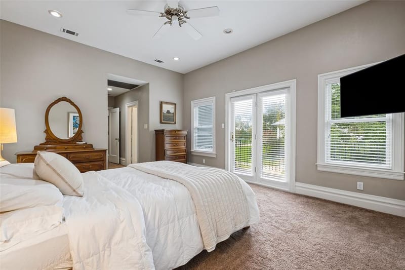 6703 Country Club Circle, Dallas TX 75214 - Photo 25