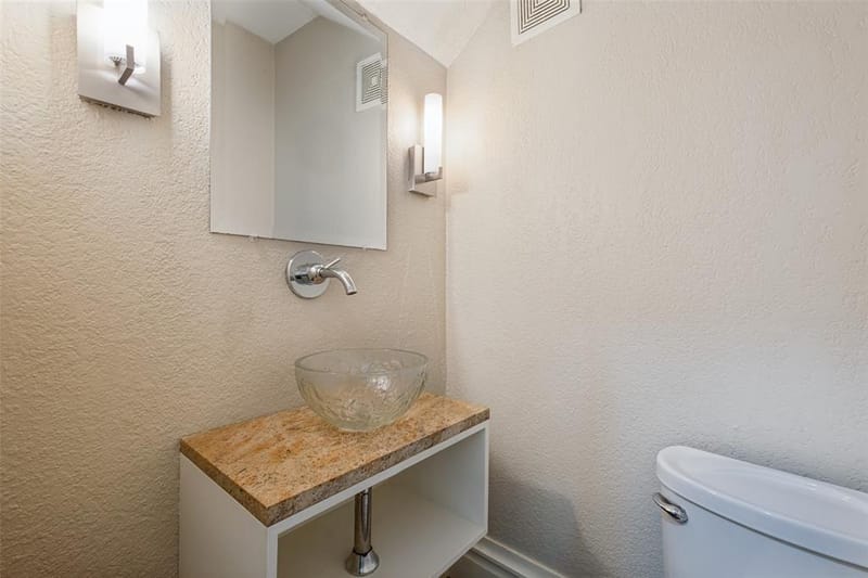 6703 Country Club Circle, Dallas TX 75214 - Photo 21