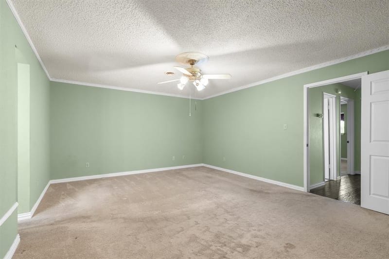 1305 Stonewood Drive, Carrollton TX 75006 - Photo 27