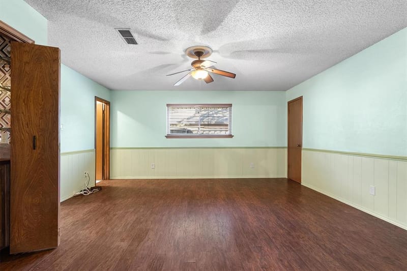 1305 Stonewood Drive, Carrollton TX 75006 - Photo 19