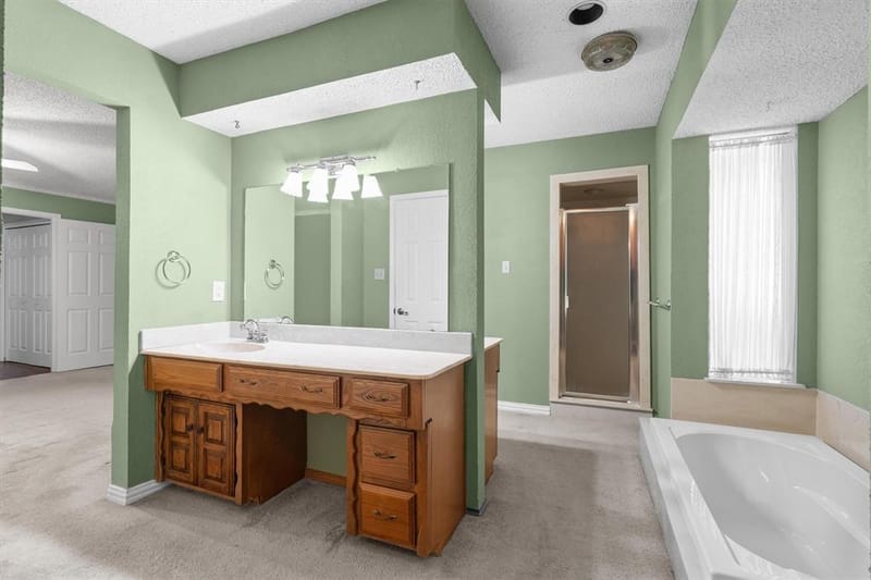 1305 Stonewood Drive, Carrollton TX 75006 - Photo 29