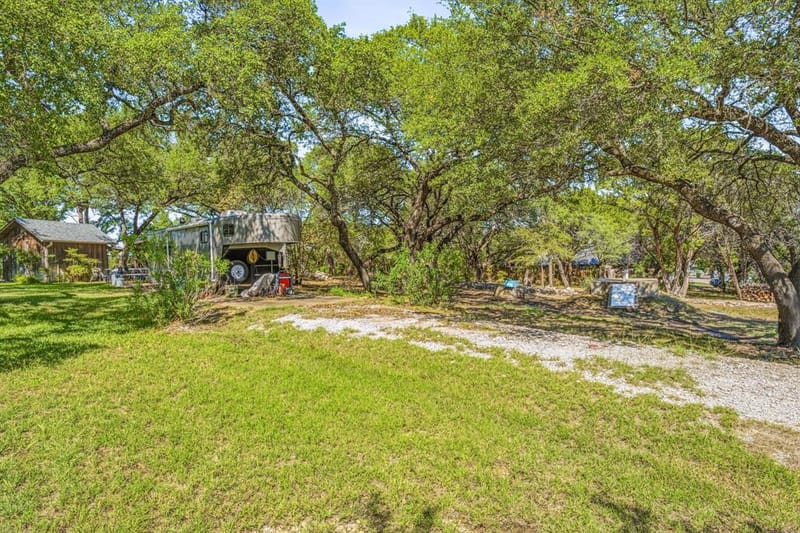 4304 Acoma Court, Granbury TX 76048 - Photo 33