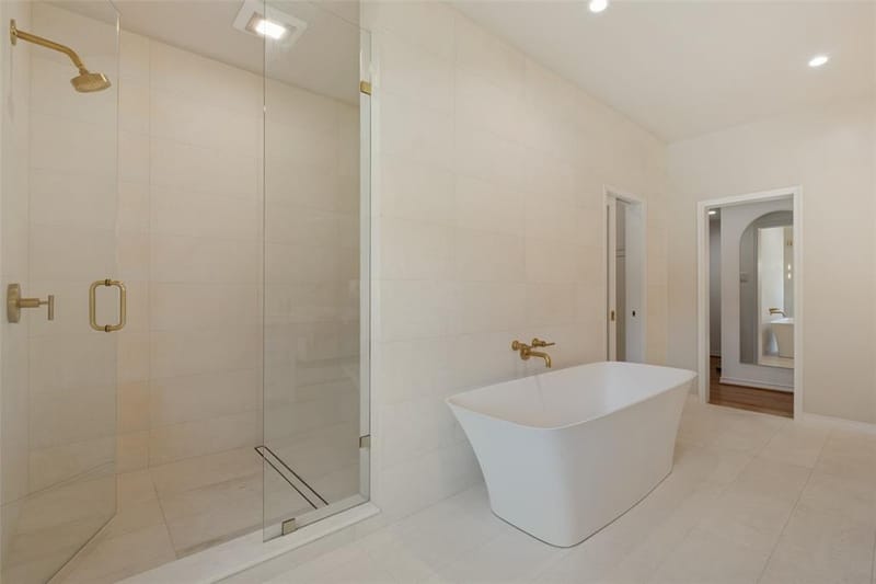 5222 Meadow Crest Drive, Dallas TX 75229 - Photo 25